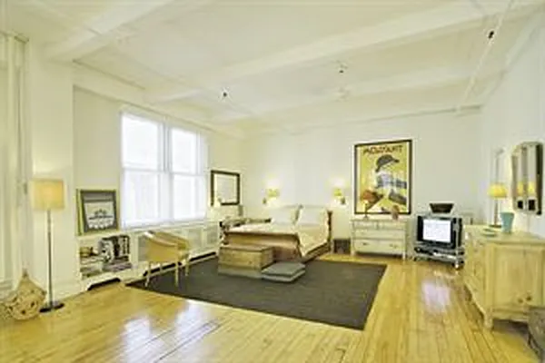 Rented by Douglas Elliman | media 30