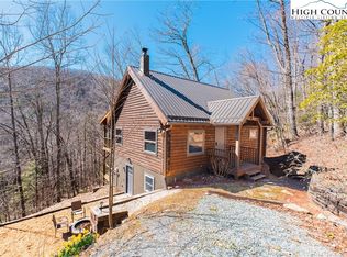 3925 Blackberry Crest Lane, Lenoir, NC 28645