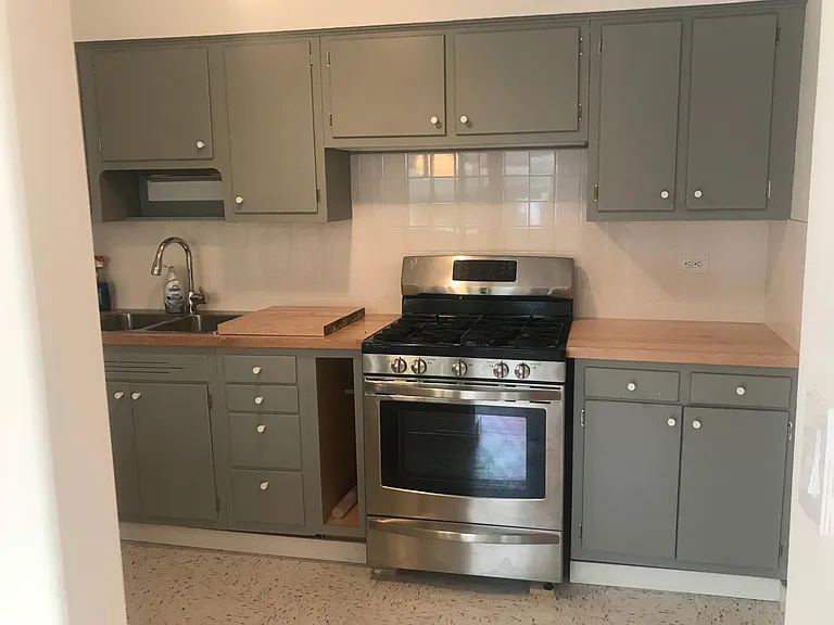 1901 Ley St #1R — Photo 5