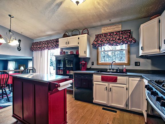 4th image of 26944 Creekhaven Dr