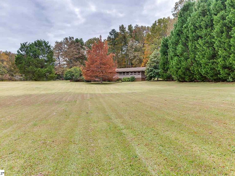 2nd image of 109 Terramont Dr