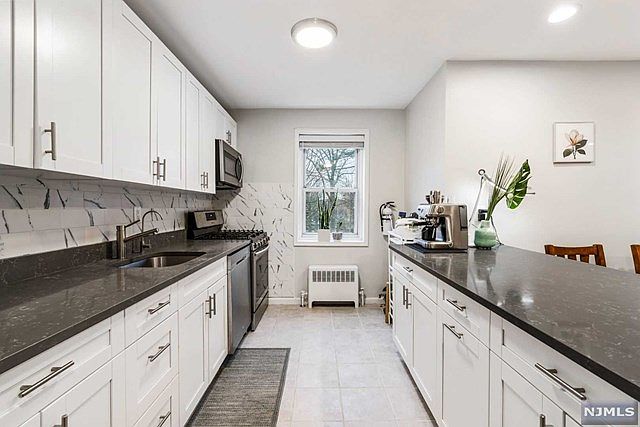 1st image of 2340 Linwood Ave #3C-403C