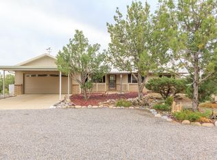 5305 Hill N Dale Dr, Farmington, NM 87402