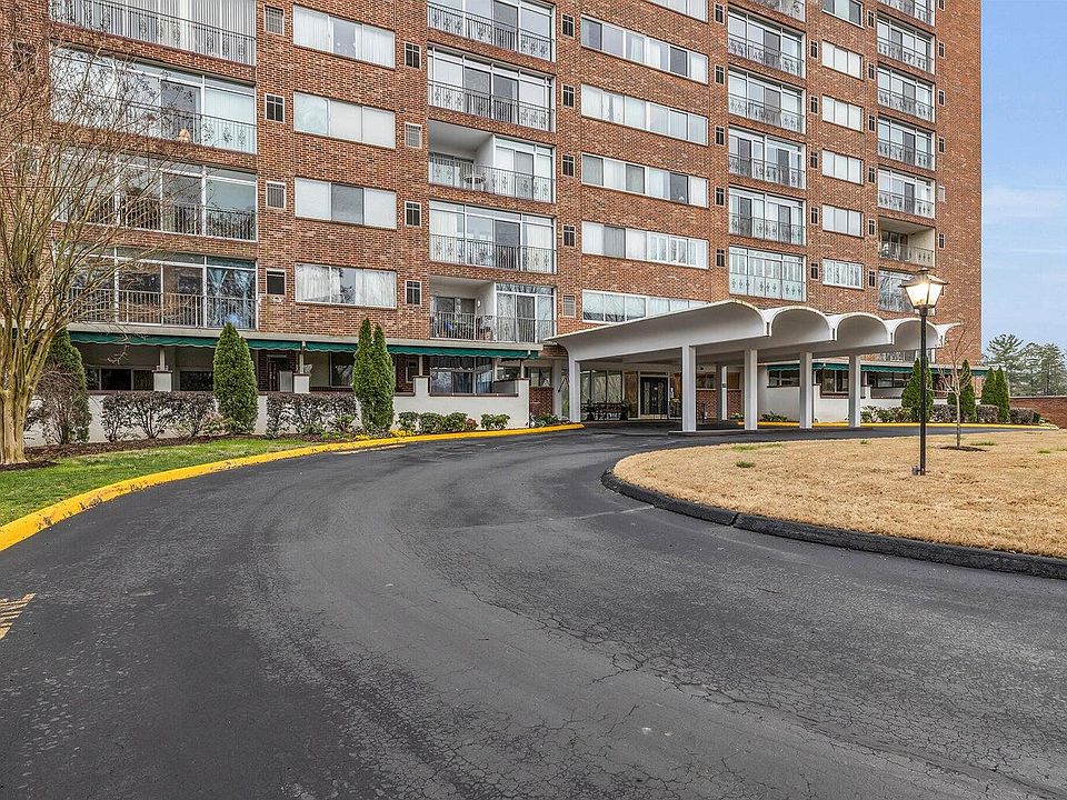 1st image of 1414 Continental Dr APT 504
