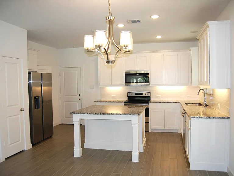 369 Oakbend Dr — Photo 6