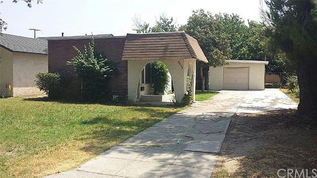1st image of 3039 Acacia Ave