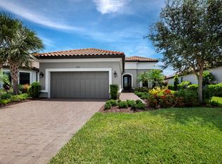 8724 Amaretto Ave, Sarasota, FL 34238