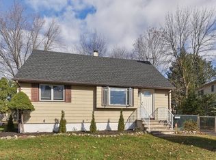 12 Wallace Ln, Woodland Park, NJ 07424