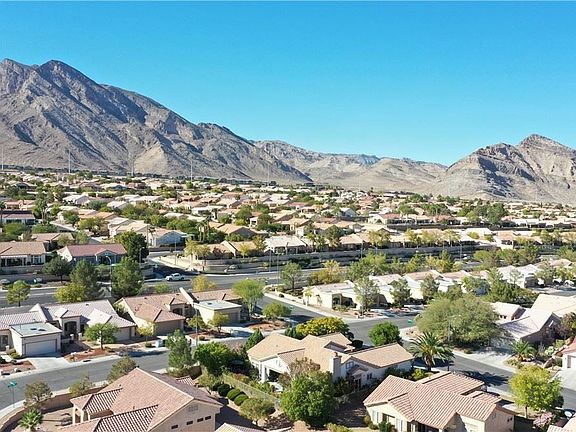 3rd image of 10737 Clear Meadows Dr