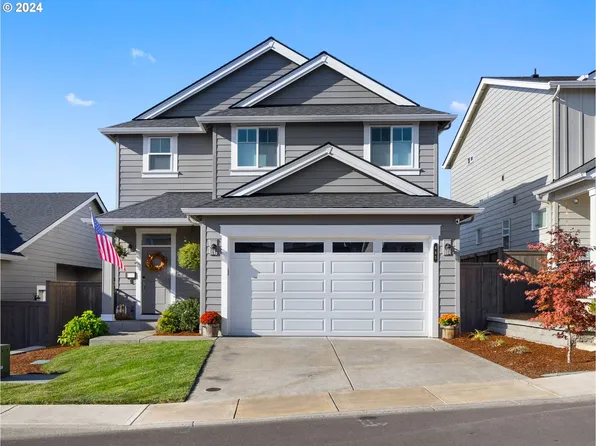 465 NE Fremont Dr, Estacada, OR 97023