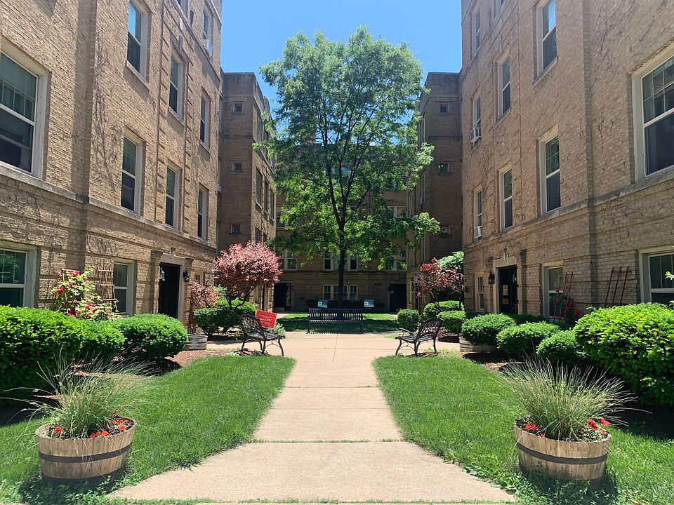 1st image of 213 Washington Blvd APT 3N