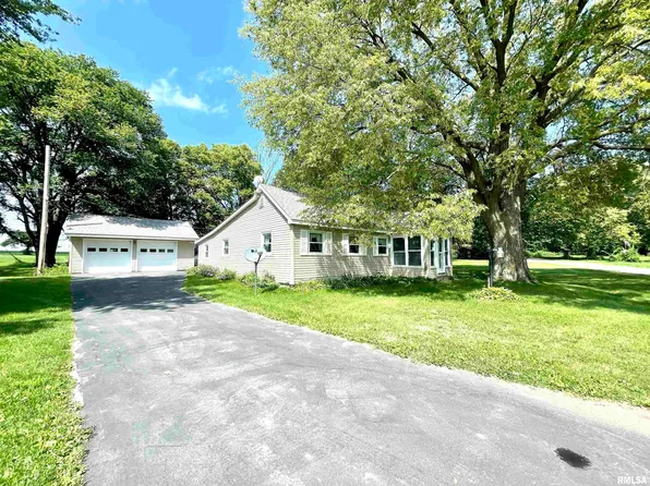 2603 W Main St, Edelstein, IL 61526