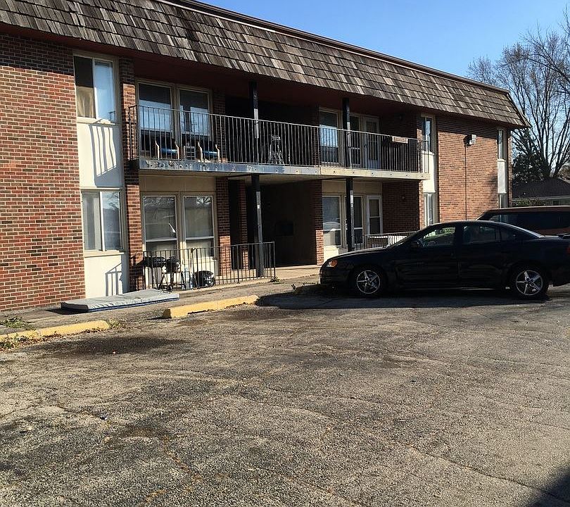1st image of 2415 Paradise Blvd APT 12