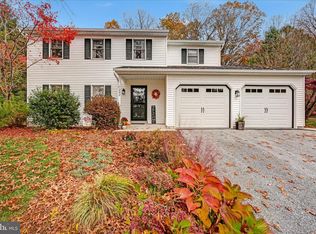 242 Persimmon Ln, Elizabethtown, PA 17022
