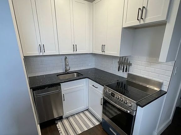 5th image of 7 Ridgewood Pl #2RR