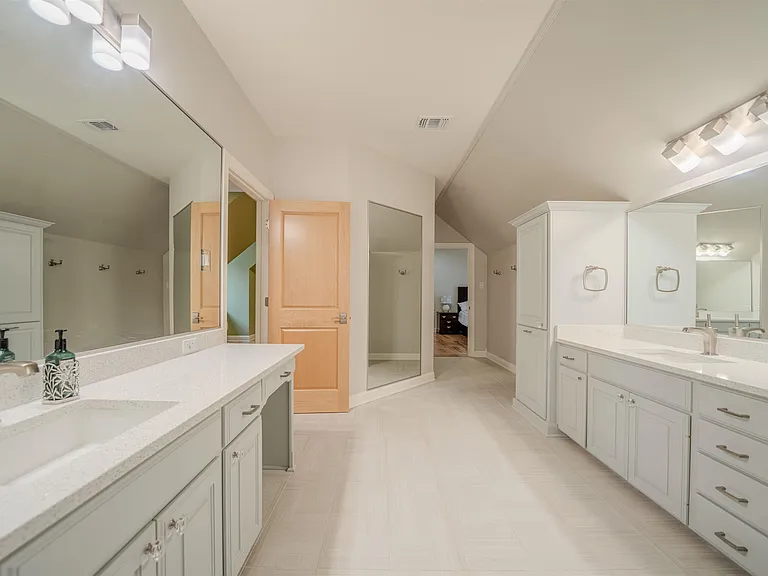 3 Lakeside Dr — Photo 28
