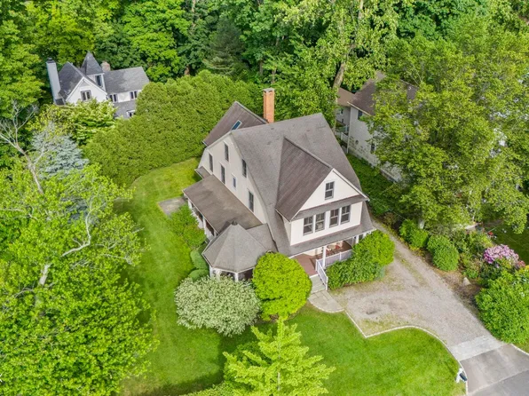 8 Highview Ave, Old Greenwich, CT 06870