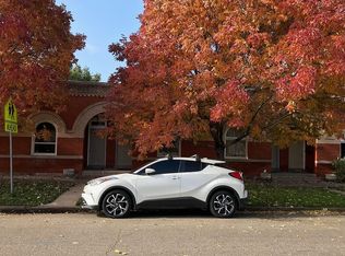 914 33rd St, Denver, CO 80205