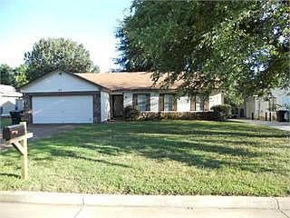 1st image of 411 Laura Ann Dr