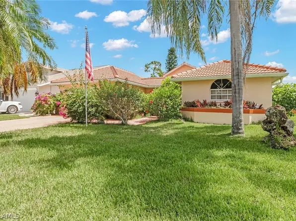 3915 Sabal Springs Blvd, North Fort Myers, FL 33917