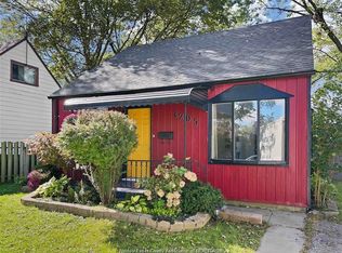 1205 Oak St, Windsor, ON N8X 2B2