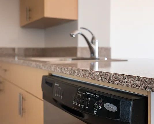 3rd image of 15350 89th Ave APT 724