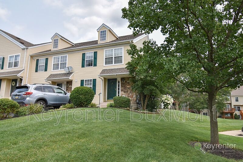 1st image of 5001 Ann Davis Dr