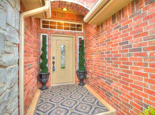 10209 SW 25th St, Yukon, OK 73099
