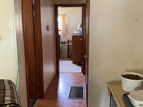 5th image of 3408 Tiffany Dr