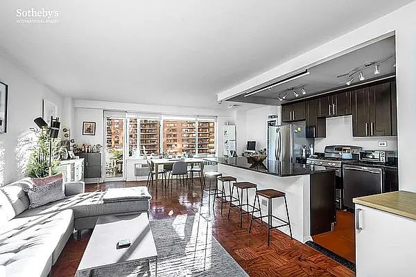 1st image of 392 Central Park W APT 11K