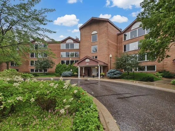 1021 Sibley Memorial Hwy APT 204, Mendota Heights, MN 55118