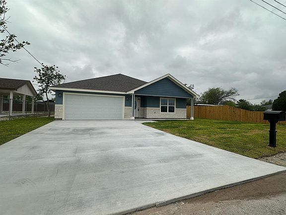 2nd image of 328 Ray Dr