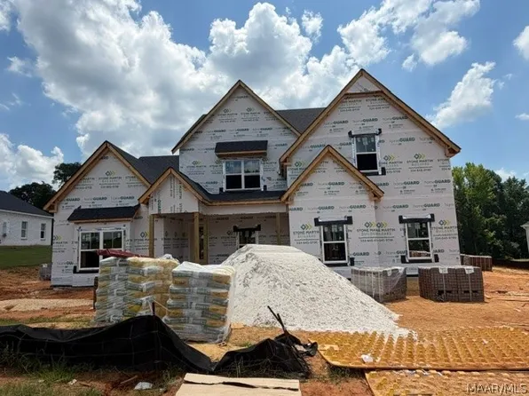 1012 Sunfield Dr, Prattville, AL 36066