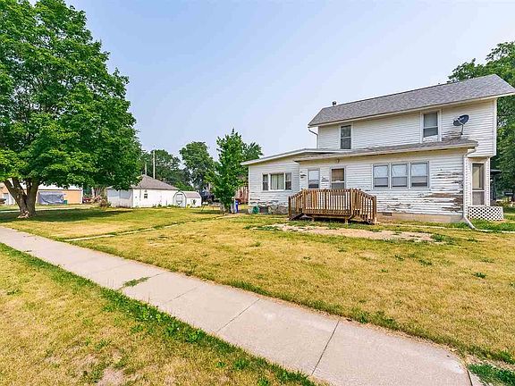 2nd image of 603 N Iowa Ave