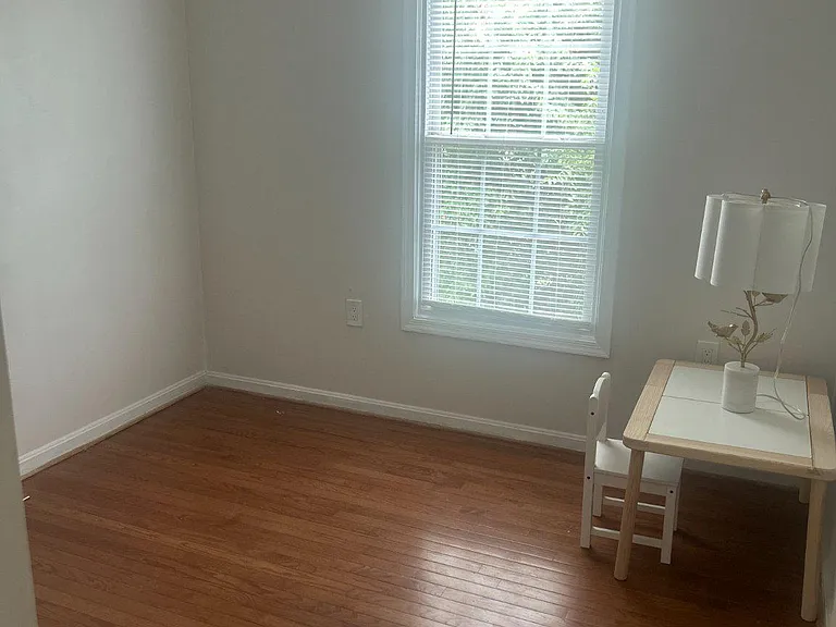 5664 Cabells Mill Ct — Photo 8