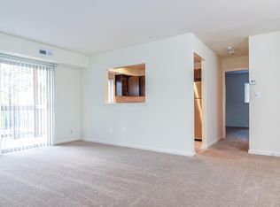 19 Montrose Manor Ct APT A, Catonsville, MD 21228