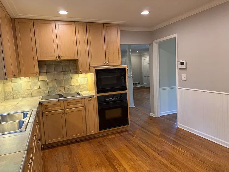 186 River Valley Rd — Photo 8