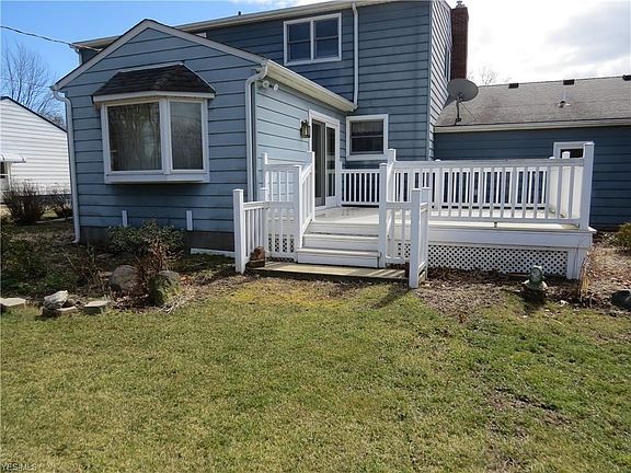 2nd image of 225 Sunrise Dr