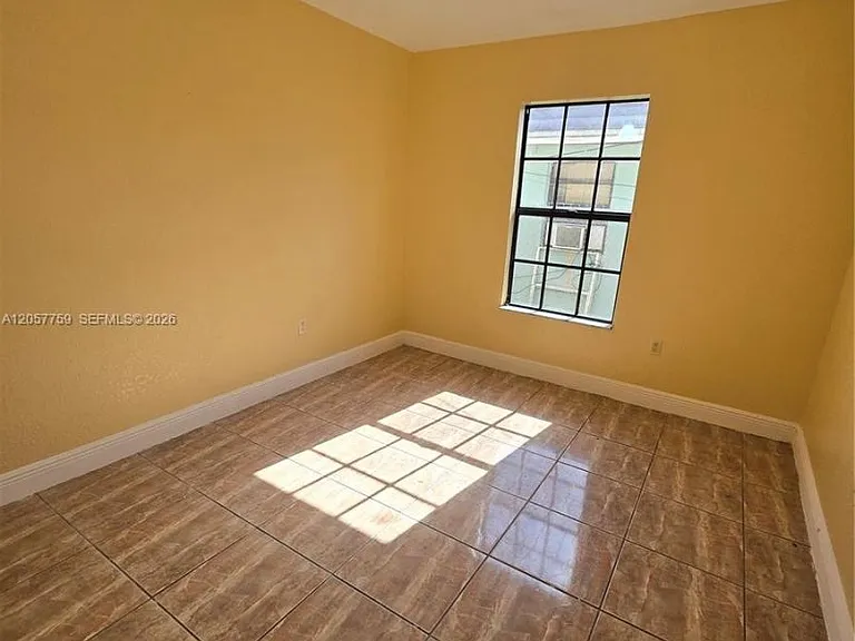 311 NW 97th St #311 — Photo 8