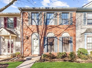 11 Lyon Ln #163, Franklin Park, NJ 08823
