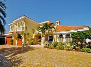 2325 NE 28th Ct, Lighthouse Pt, FL 33064