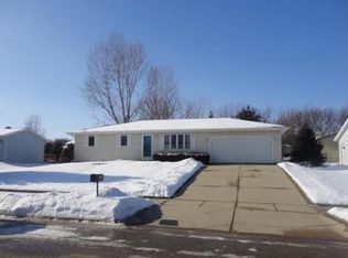 145 Thomson Ln, Oregon, WI 53575