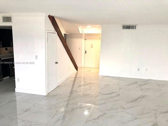 3rd image of 10405 N Kendall Dr APT A212