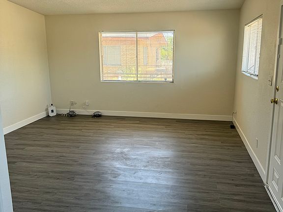 2nd image of 1019 Pueblo St #1