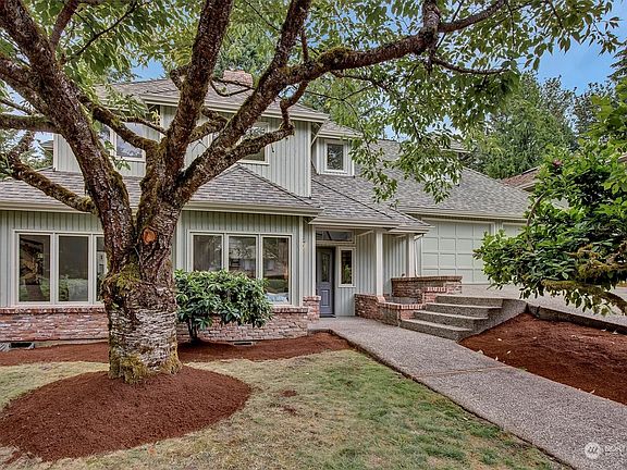 2nd image of 14264 209th Avenue NE