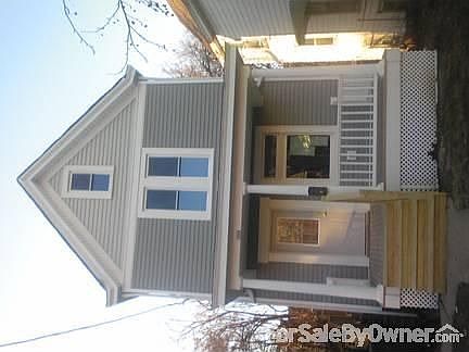 1st image of 2829 Astoria Ave