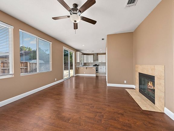 4th image of 15 Mistyvale Ct