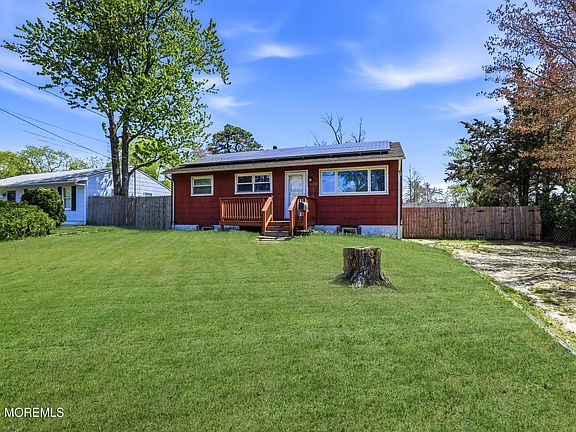 3rd image of 112 Dittmar Drive