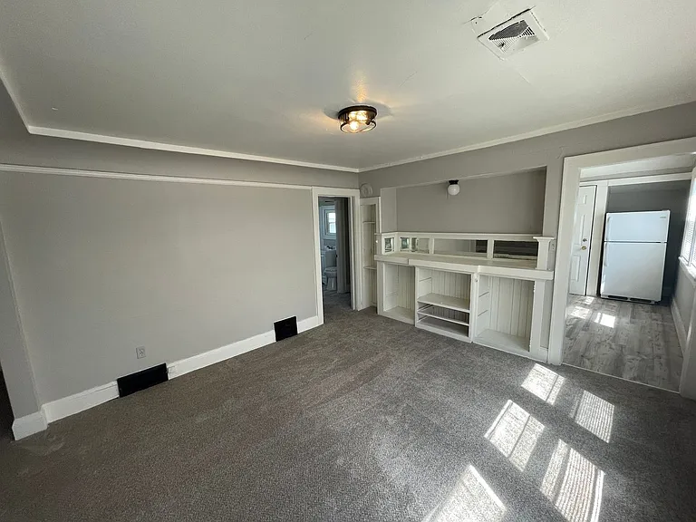 2338 W Keefe Ave #2338A — Photo 5