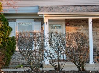 118A Colonial Pkwy, Yorkville, IL 60560